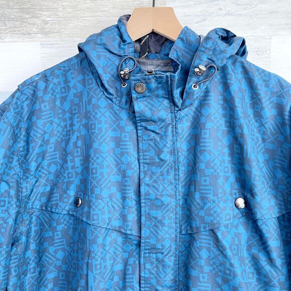 Lands End Hooded Rain Jacket Blue Aztec Print Full Zip Mesh Lined Mens XXL 2XL - Picture 2 of 8